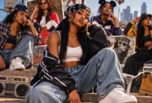 Tomboy 90s Outfits for Black Girls featuring bold baggy jeans, crop tops, oversized jackets, tracksuits and classic hip hop streetwear styles.